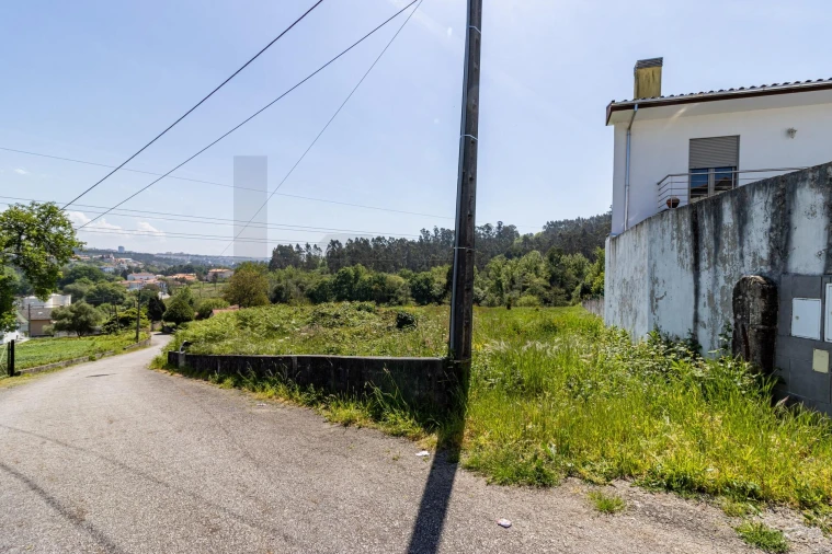 Terreno para Venda em O. Azeméis, Riba-Ul, Ul, Macinhata Seixa, Madail Foto 7