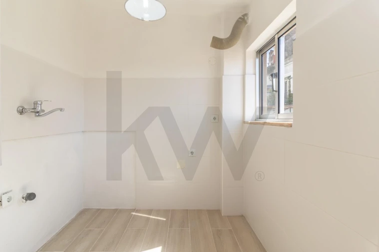 Apartamento T1 para Venda em São Vicente Foto 7