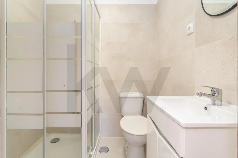 Apartamento T1 para Venda em São Vicente Foto 8