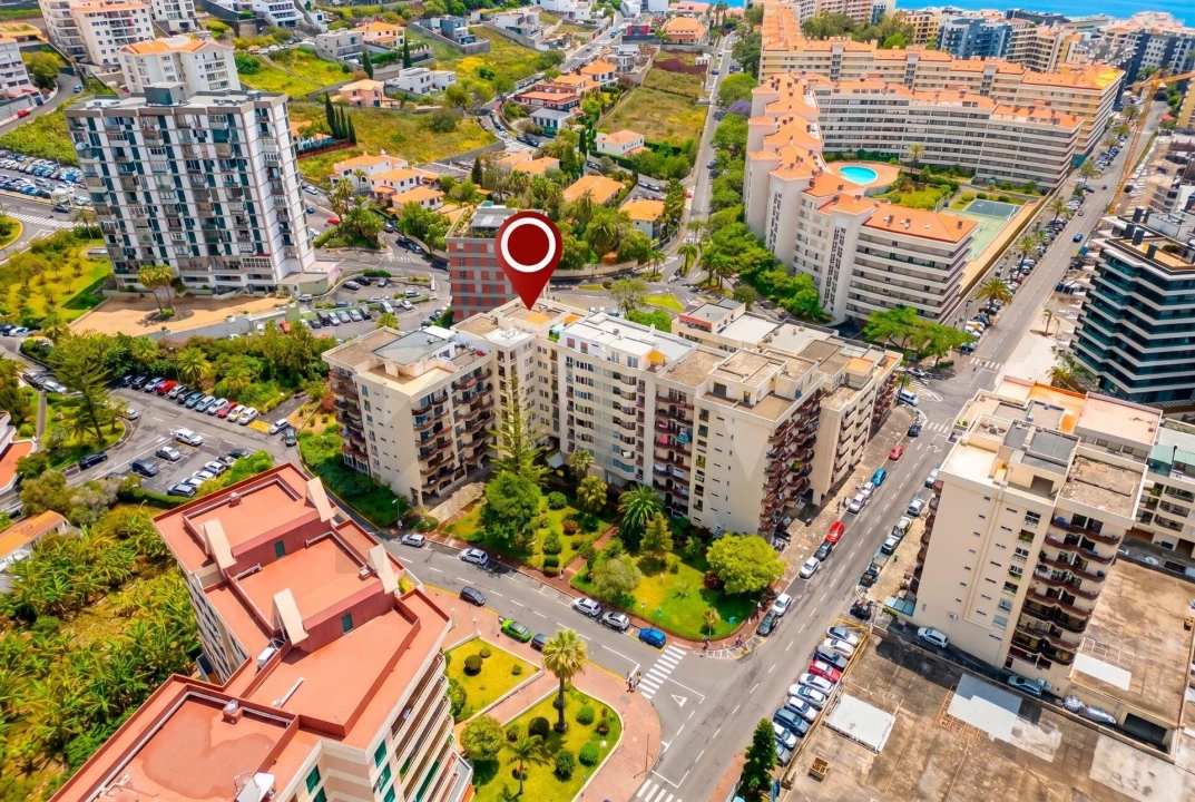 Moradia T3 para Venda em São Martinho Foto 32
