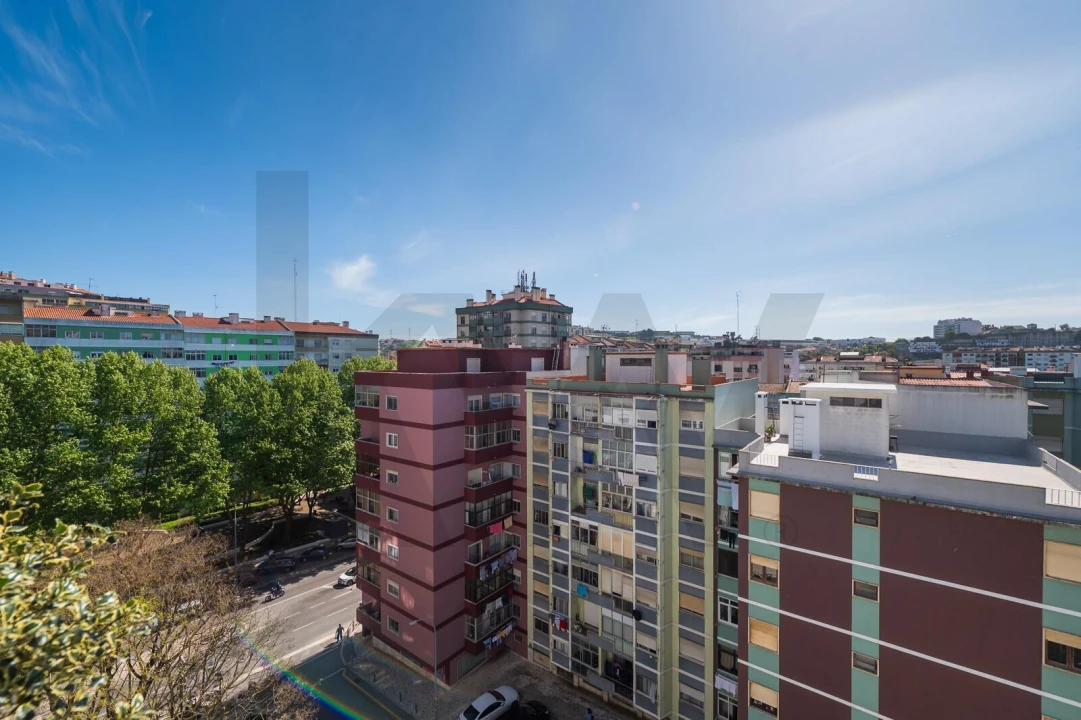 Apartamento T3 para Venda em Agualva e Mira-Sintra Foto 11
