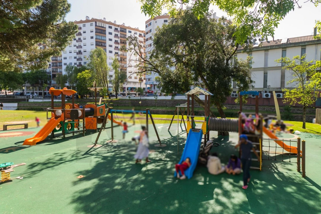 Apartamento T3 para Venda em Agualva e Mira-Sintra Foto 45