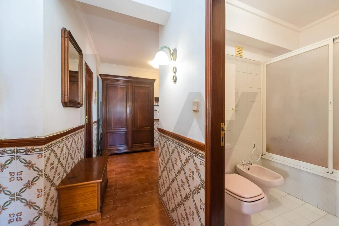 Apartamento T3 para Venda em Agualva e Mira-Sintra Foto 33