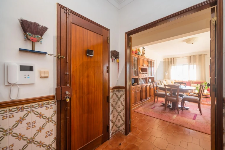 Apartamento T3 para Venda em Agualva e Mira-Sintra Foto 3