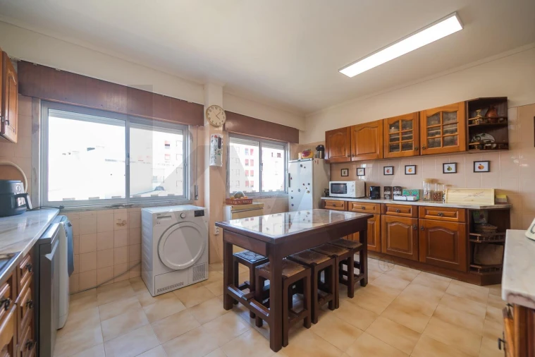 Apartamento T3 para Venda em Agualva e Mira-Sintra Foto 19