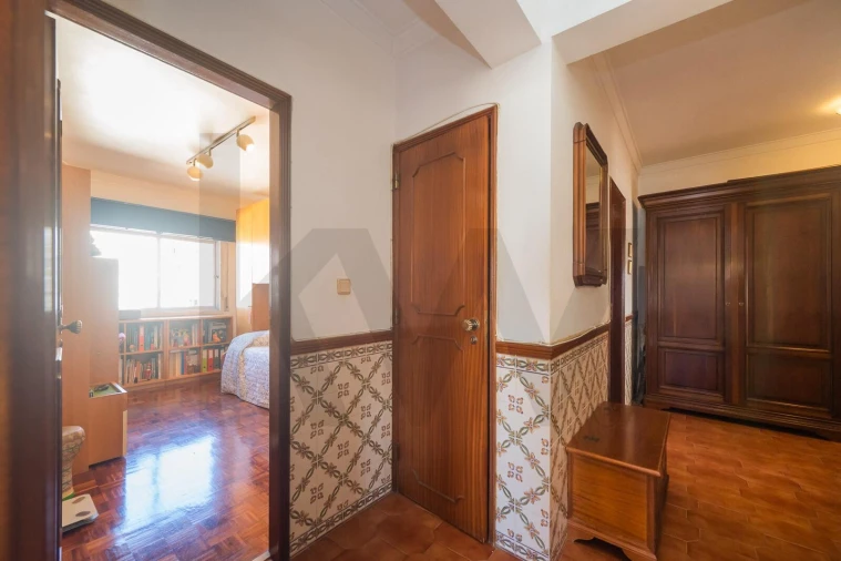 Apartamento T3 para Venda em Agualva e Mira-Sintra Foto 25