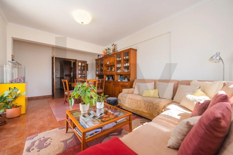 Apartamento T3 para Venda em Agualva e Mira-Sintra Foto 7