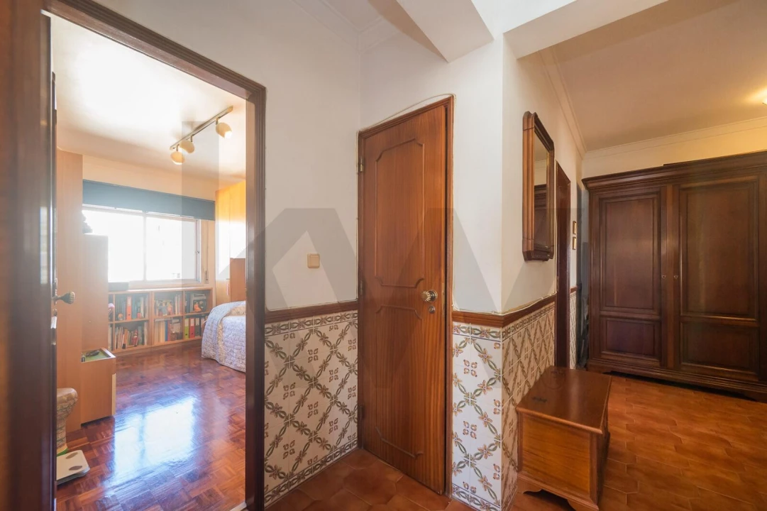 Apartamento T3 para Venda em Agualva e Mira-Sintra Foto 25