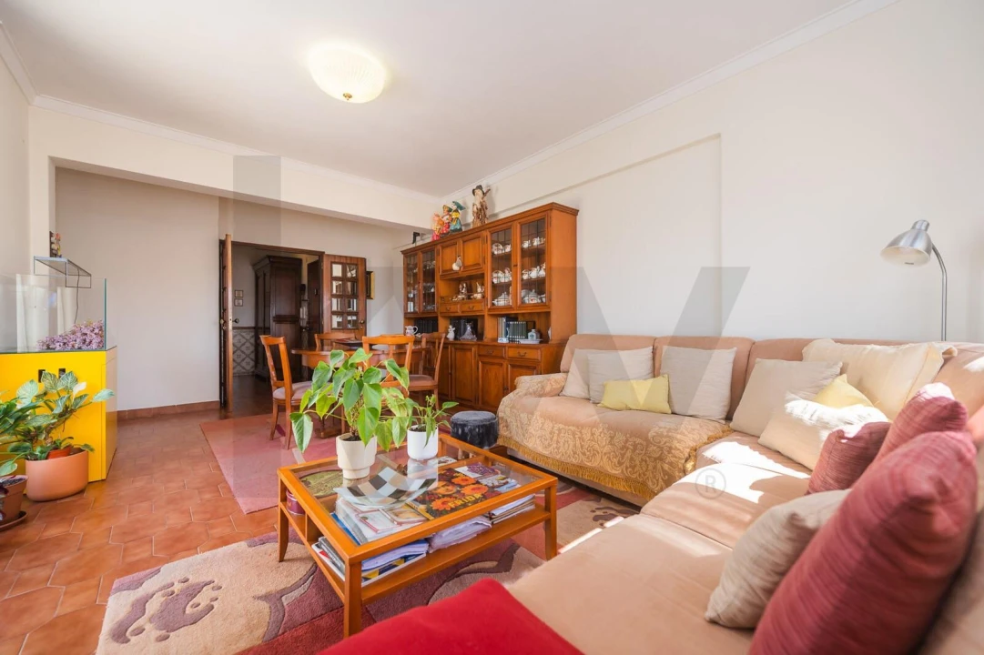 Apartamento T3 para Venda em Agualva e Mira-Sintra Foto 7