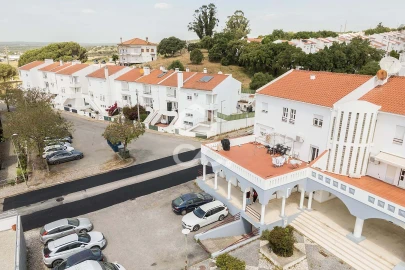 Negócio para Venda em Malagueira e Horta das Figueiras