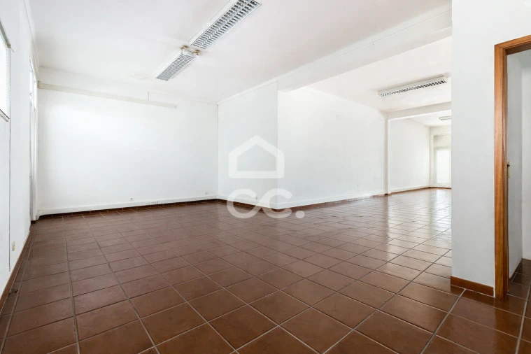 Negócio para Venda em Malagueira e Horta das Figueiras Foto 4
