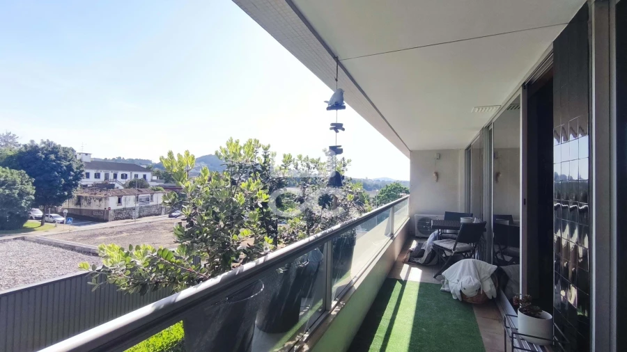 Apartamento T3 para Venda em Creixomil Foto 8