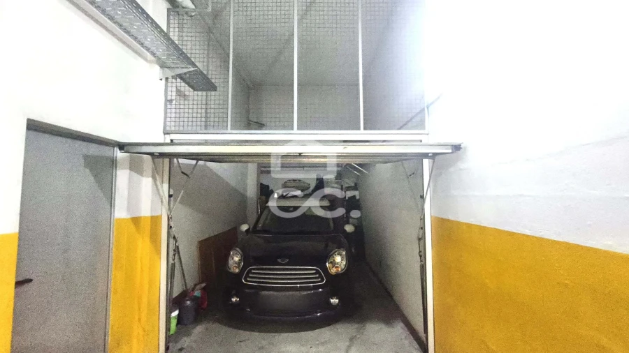 Apartamento T3 para Venda em Creixomil Foto 17