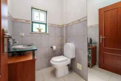 Moradia T3 para Venda em Olhão