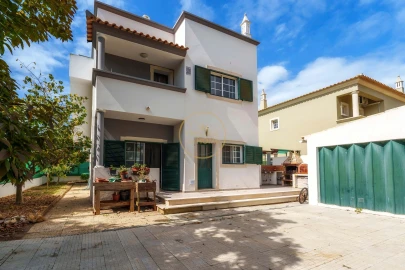 Moradia T3 para Venda em Olhão