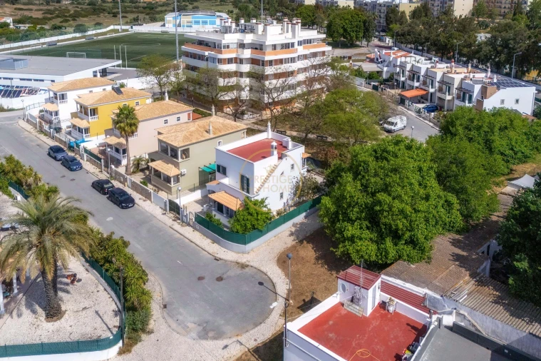 Moradia T3 para Venda em Olhão Foto 57