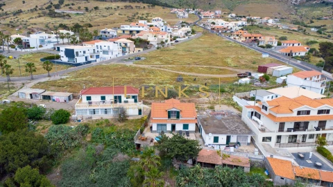Moradia T3 para Venda em Porto Santo