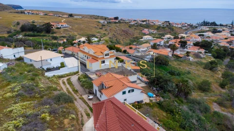 Moradia T3 para Venda em Porto Santo