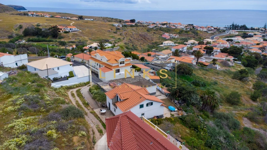 Moradia T3 para Venda em Porto Santo Foto 17
