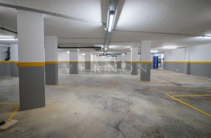 Apartamento T4 para Venda em Armação de Pera