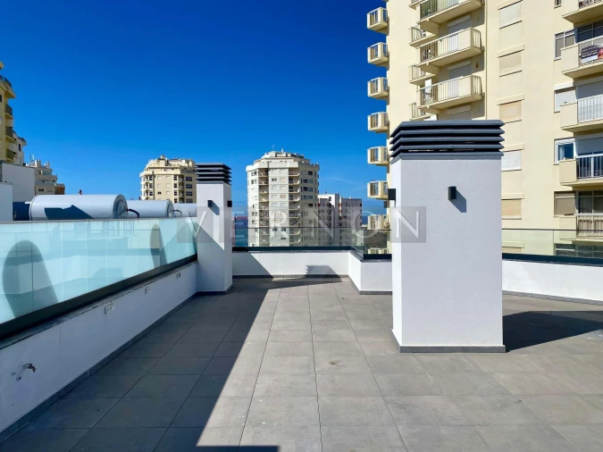 Apartamento T4 para Venda em Armação de Pera Foto 17