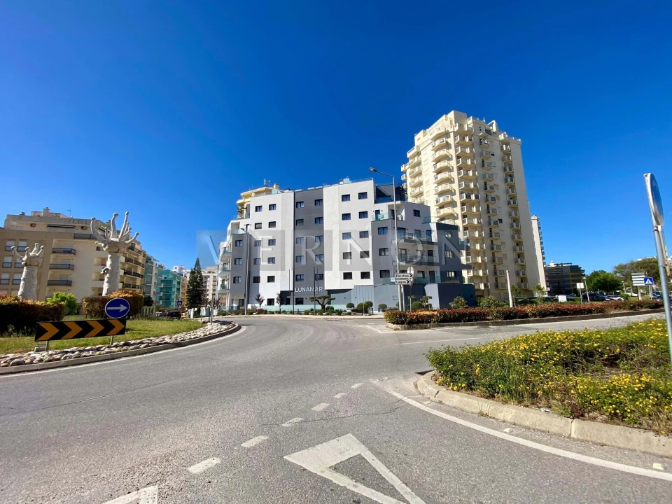 Apartamento T4 para Venda em Armação de Pera Foto 30