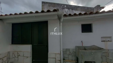 Moradia T2 para Venda em São Vicente e Ventosa