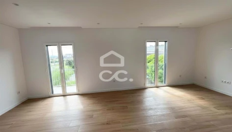 Terreno para Arrendamento em Sousela
