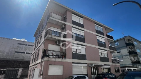 Apartamento T3 para Venda em Penafiel