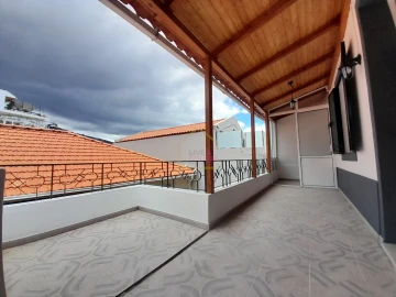 Moradia T2 para Venda em Funchal (São Pedro)