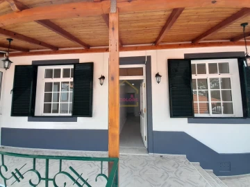 Moradia T2 para Venda em Funchal (São Pedro)