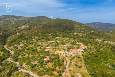 Moradia T7 para Venda em Monchique