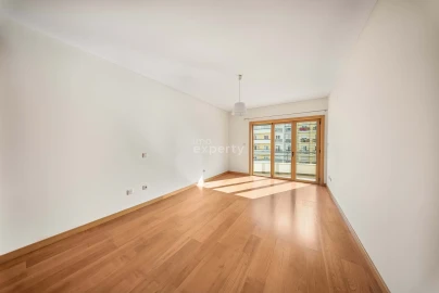 Apartamento T2 para Arrendamento em Mafra