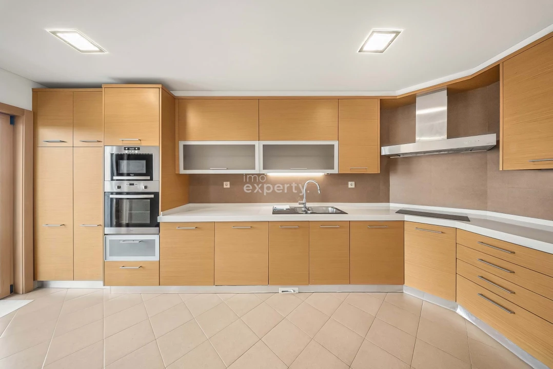 Apartamento T2 para Arrendamento em Mafra Foto 4