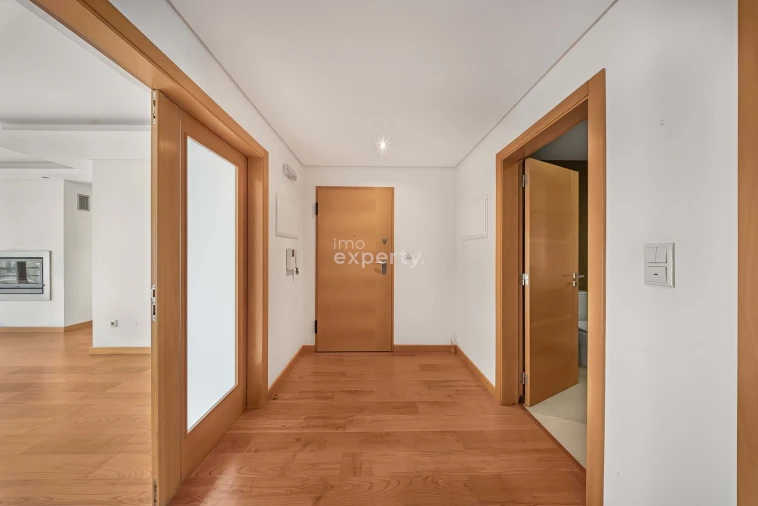 Apartamento T2 para Arrendamento em Mafra Foto 17
