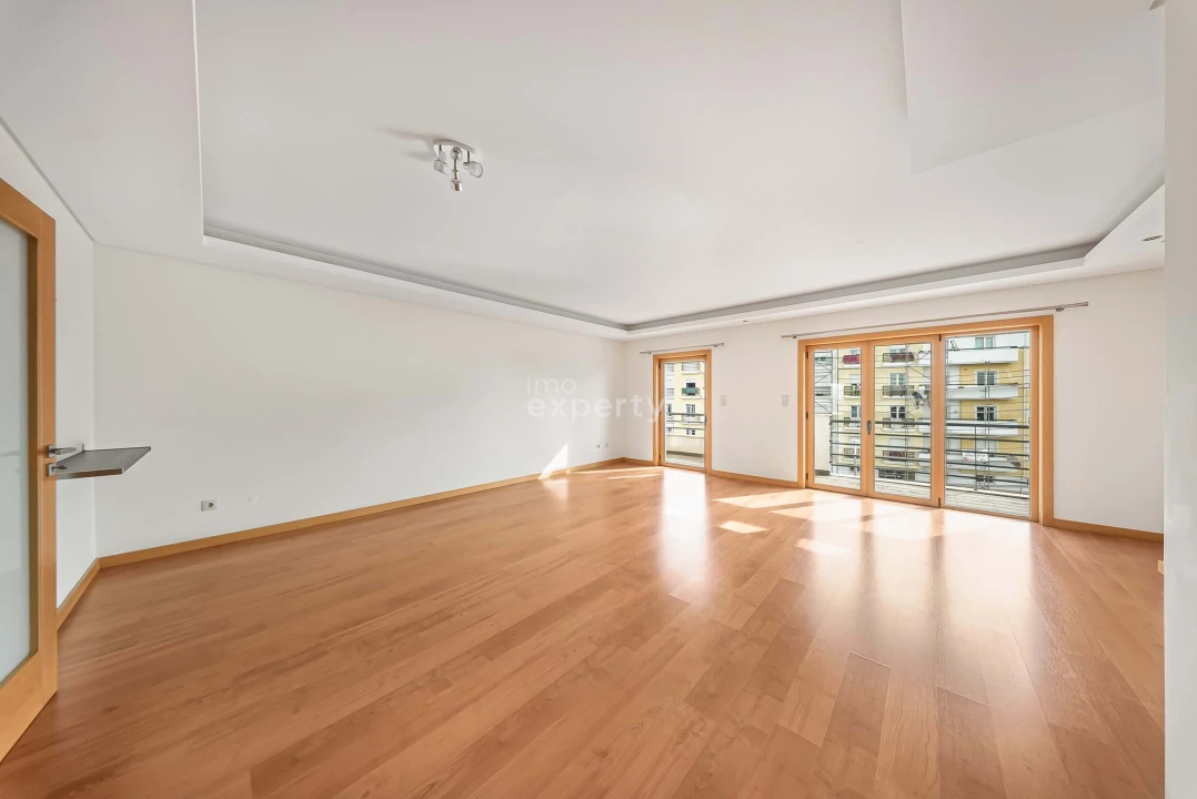 Apartamento T2 para Arrendamento em Mafra Foto 11