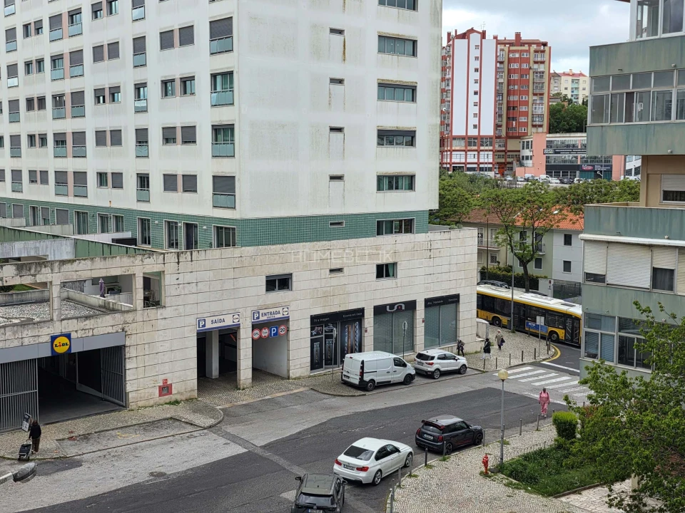Apartamento T3 para Venda em Benfica Foto 6
