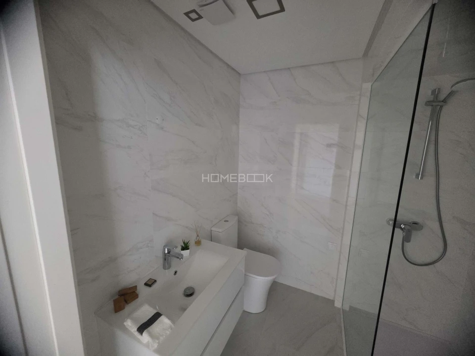 Apartamento T3 para Venda em Benfica Foto 11