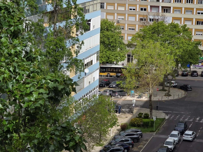 Apartamento T3 para Venda em Benfica Foto 5