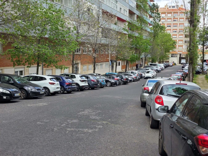 Apartamento T3 para Venda em Benfica Foto 25