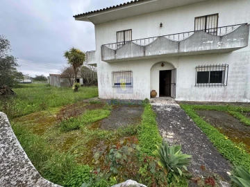Moradia T4 para Venda em São Pedro de Tomar