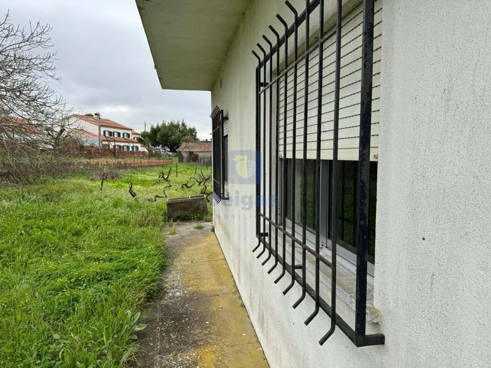 Moradia T4 para Venda em São Pedro de Tomar Foto 58
