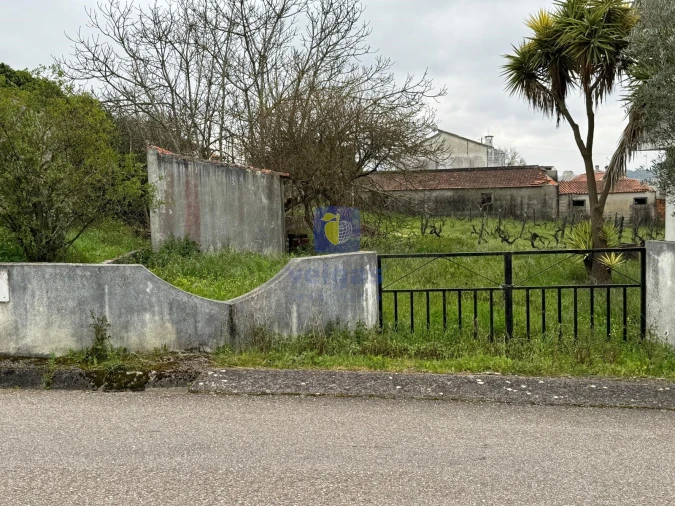 Moradia T4 para Venda em São Pedro de Tomar Foto 52