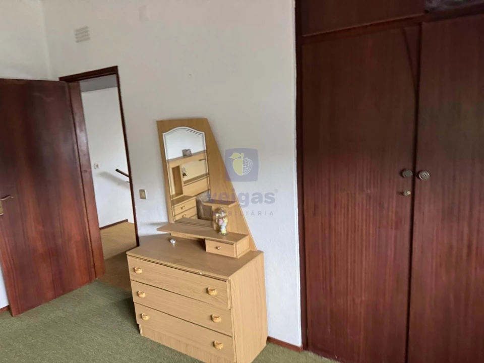 Moradia T4 para Venda em São Pedro de Tomar Foto 13