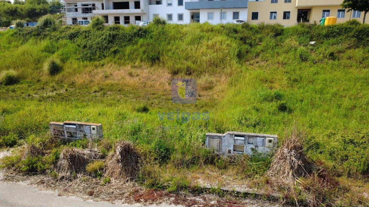 Terreno para Venda em Miragaia e Marteleira Foto 3