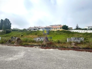 Terreno para Venda em Miragaia e Marteleira