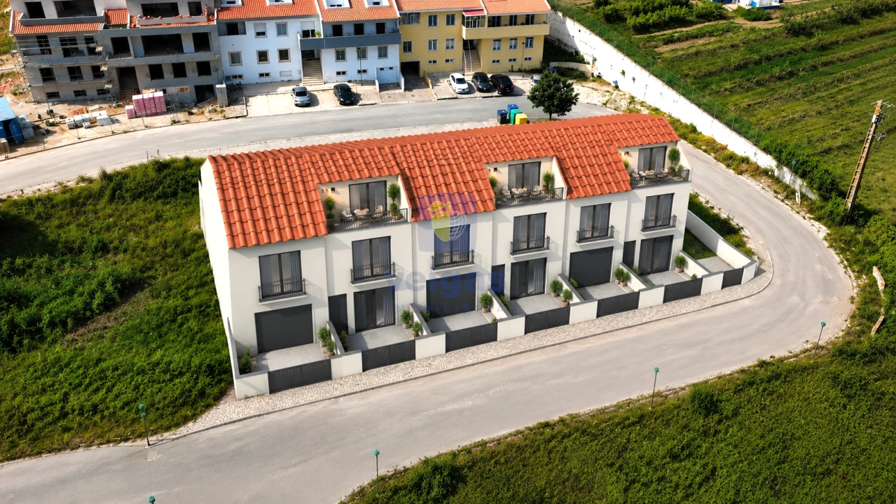 Terreno para Venda em Miragaia e Marteleira Foto 2