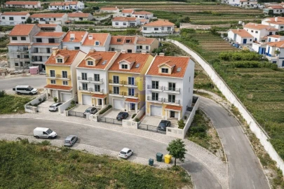 Terreno para Venda em Miragaia e Marteleira