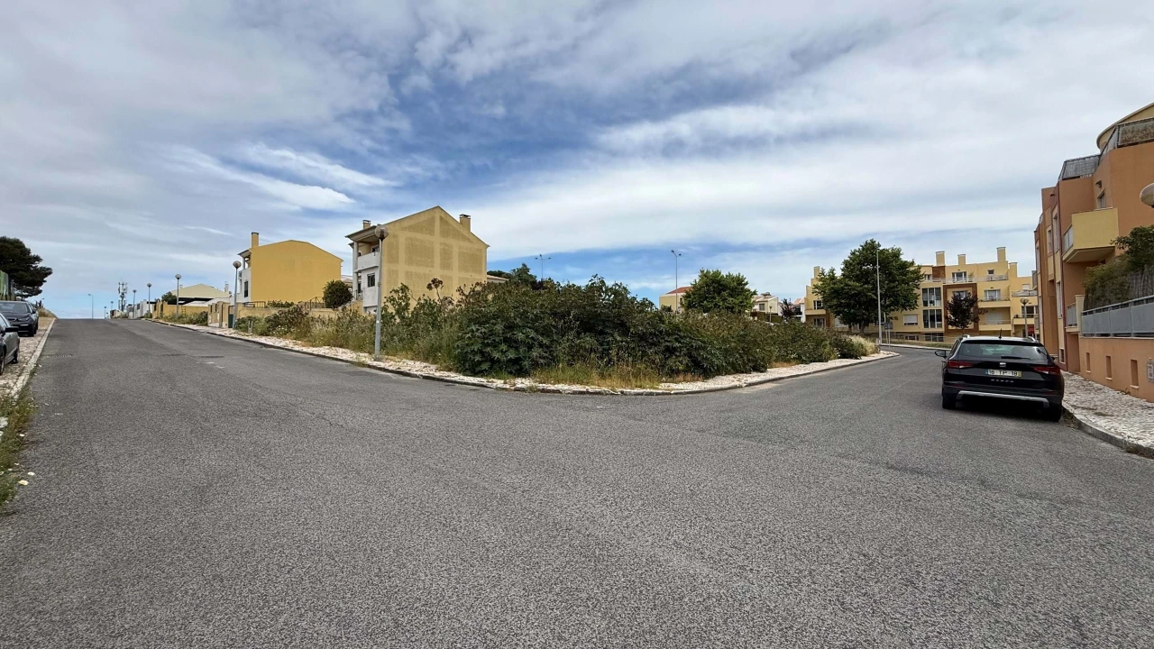 Terreno para Venda em Carcavelos e Parede Foto 30