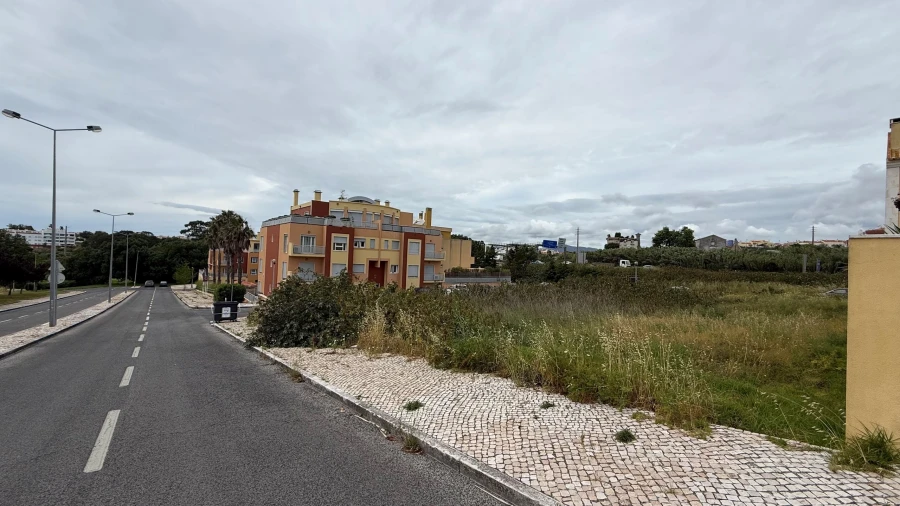 Terreno para Venda em Carcavelos e Parede Foto 34